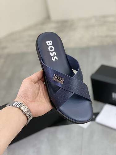 Scarpe uomo Boss Codice 0502A60 Taglia 3844