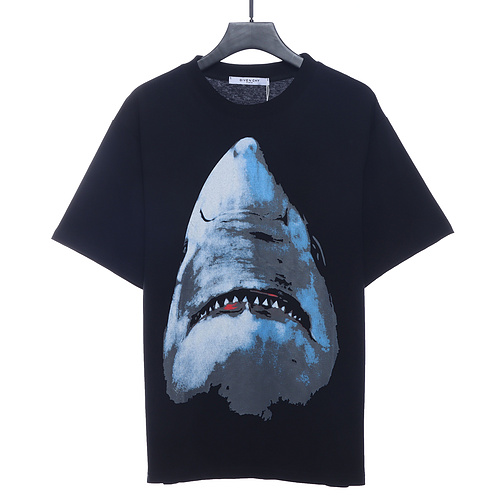 GVC Givenchy shark print short sleeves