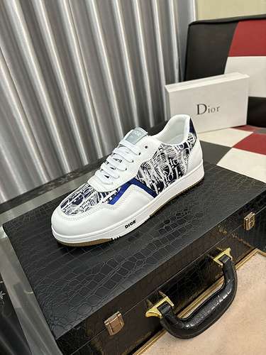 Scarpe Dior uomo Codice 0504B30 Taglia 3844