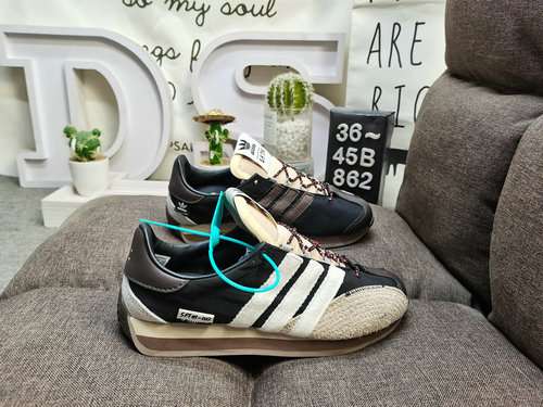 862Dadidas Questa serie presenta anche