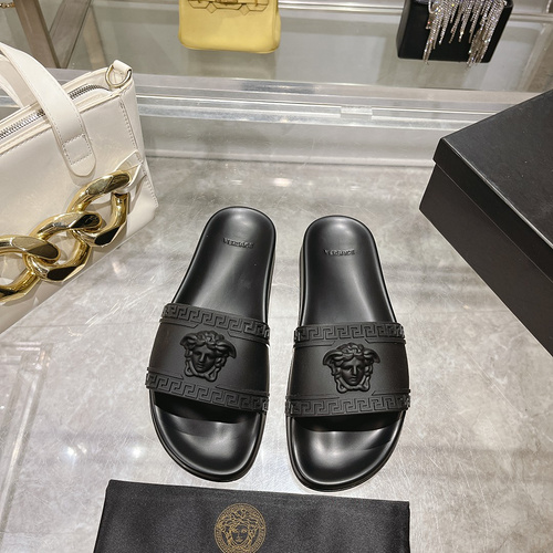 Versace men's shoes Code: 0506B20 Size: 39-46