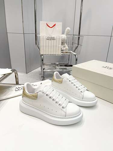 McQueen* Men's and Women's Shoes Coding: 0318C30 Size: Women's 34-41., Men's 38-46 Special remarks (