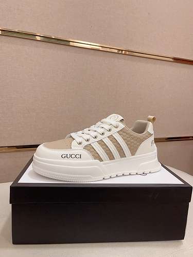 GUCCI scarpe uomo Codice 0510B60 Taglia 3844