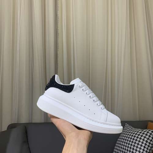 McQueen* Men's and Women's Shoes Coding: 0318C70 Size: Women's 34-41., Men's 38-46 Special remarks (