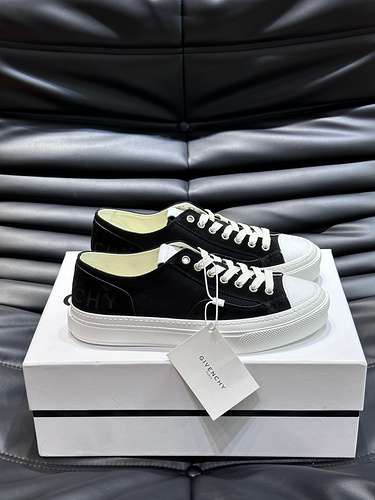 Scarpe uomo Givenchy Codice 0508B40 Taglia 3844 45 Personalizzate