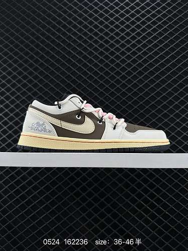 8 Nike Nike Wmns Air Jordan Low GS quotTeam Goldquot AJ Jordan generazione lowtop decostruite classi