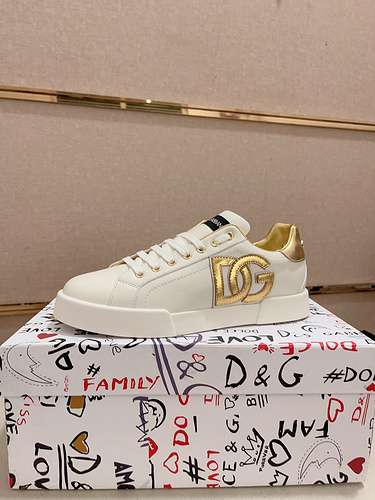 Scarpe da uomo e da donna Dolce amp Gabbana Codice 0524D40 Taglia 3646 le taglie da donna sono inter