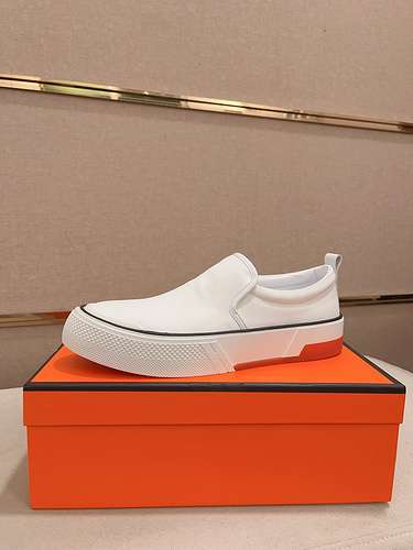 Scarpe uomo Hermes Codice 0524B40 Taglia 3844 personalizzabile a 45 non rimborsabile