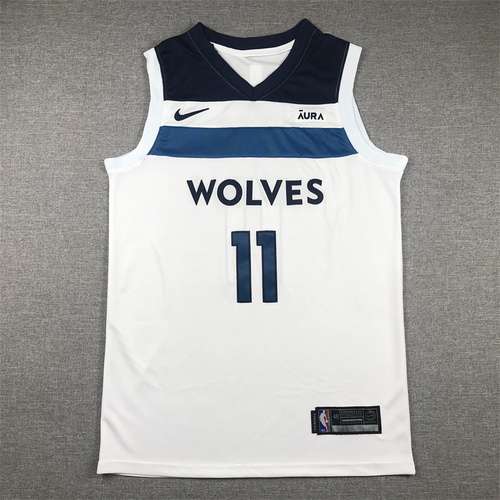 Timberwolves n. 11 Naz Reed White