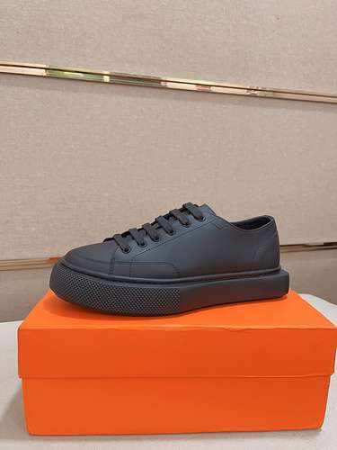 Scarpe uomo Hermes Codice 0524B60 Taglia 3844 personalizzabile a 45 non rimborsabile