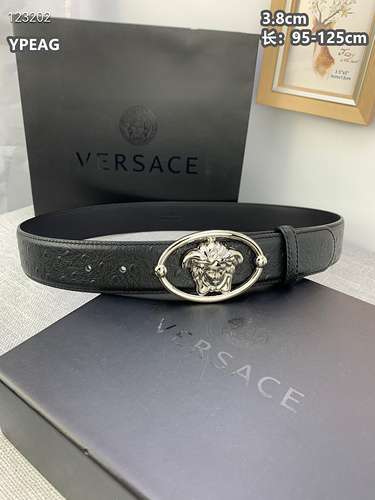 Cintura VERSACE all'ingrosso Cintura per ragazzi Versace all'ingrosso materiale originale in vera pe