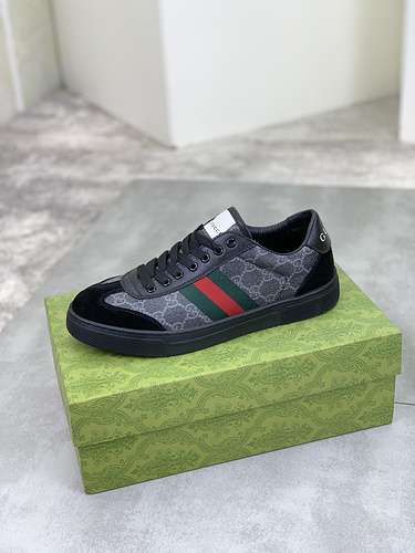 Scarpe uomo GUCCI Codice 0603B40 Taglia 3844