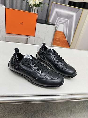 Scarpe Hermes uomo e donna Codice 0609C30 Taglia 3545