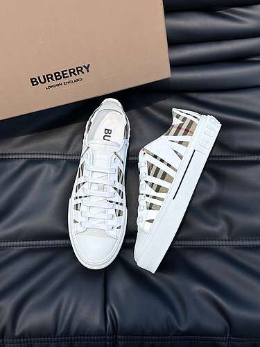 Scarpe uomo Burberry Codice 0621B50 Taglia 3844 45 personalizzate