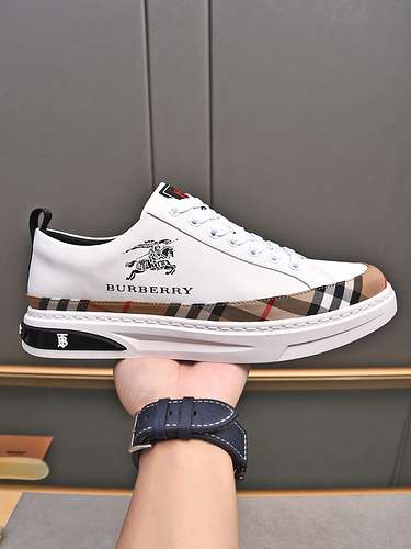 Scarpe uomo Burberry Codice 0623B30 Taglia 3844 45 personalizzate