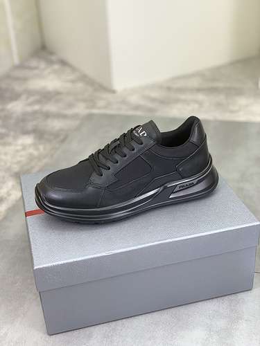 Scarpe Prada uomo Codice 0626C50 Taglia 3845