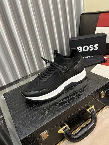 Scarpe uomo Boss Codice 0629B50 Taglia 3844