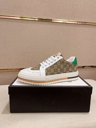 Scarpe uomo GUCCI Codice 0628B40 Taglia 3844