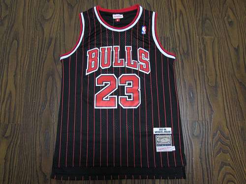 Bulls No 23 Jordan Retro strisce nere e rosse