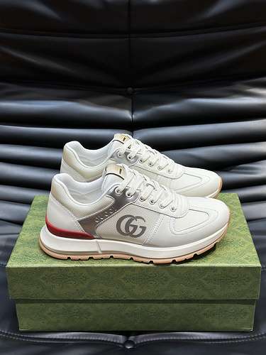 Scarpe uomo GUCCI Codice 0704B80 Taglia 3844 45 personalizzata