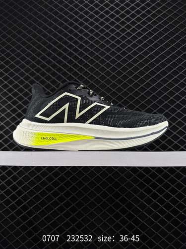 6 New Balance New Balance NB FuelCell Supercomp NB Scarpe da corsa FuelCell FuelCell SuperComp Train