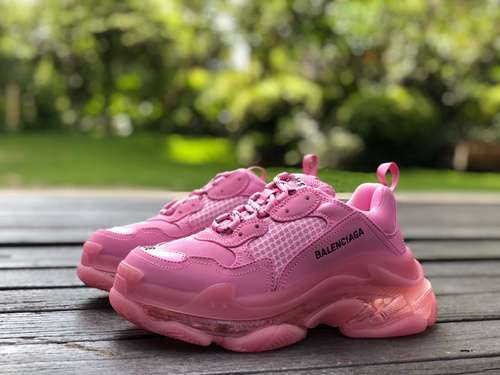 Balenciaga cuscino d'aria rosa Balenciaga Balenciaga Triple S Clear Sole scarpe da papà basse alla m