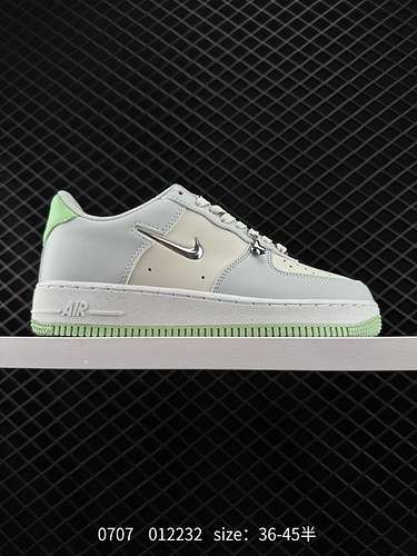 6 AF Nike Air Force 7 Low Air Force 1 Piccolo gancio argentato Scarpe sportive versatili e con suola