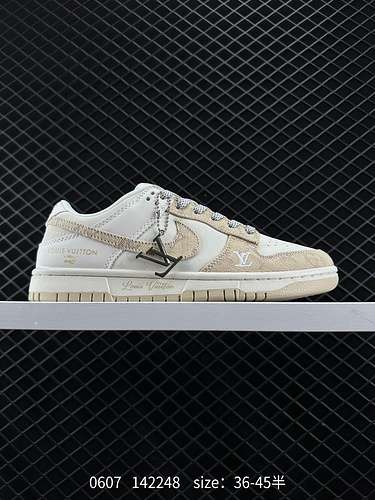 24 Corporatelevel LV x Nike Dunk Low denim kaki Questo modello sostiene la rottura delle tradizional