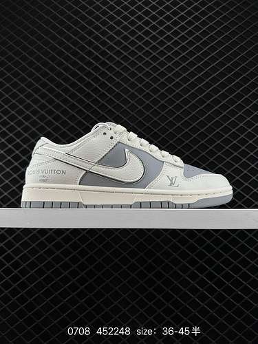 24 Nike Scarpe da ginnastica Nike Dunk Low Retro cobranded da Louis Vuitton Come una classica scarpa