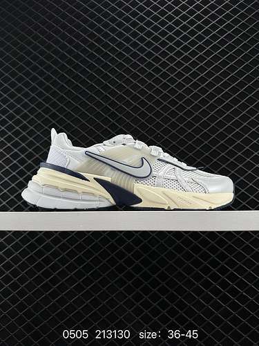 Le scarpe da corsa Nike NIKE V2K RUN sono di tendenza retrò Sneaker in mesh traspirante Il materiale