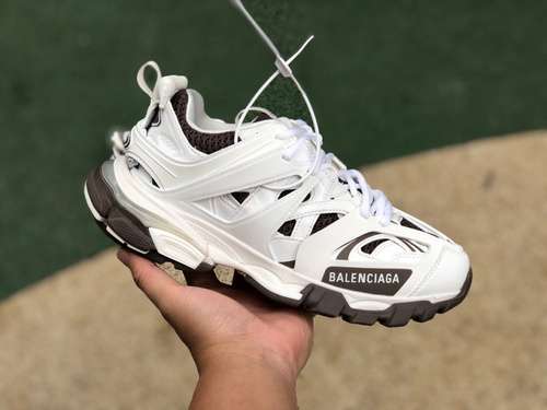 Balenciaga 30 bianco caffè Balenciaga Triple S scarpe da papà Balenciaga