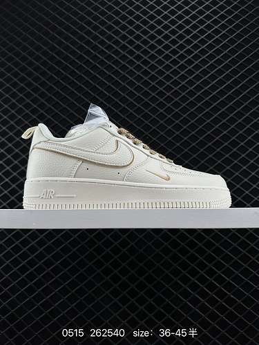 2 Nike Air Force Low 7 quotClassic Khaki Swooshquot sneakers casual Air Force 1 basse tempestate di 