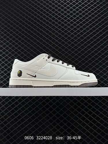 4 Nike Nike Dunk Low Retro Sneakers Retro Sneakers Come una classica scarpa da basket negli anni '80