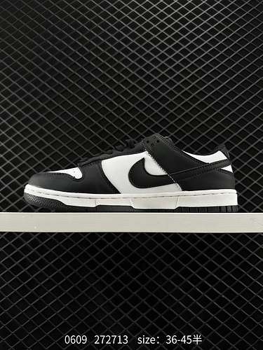 6 NIKE DUNK SB Low Panda Color ️Realizzato con Nike Dunk Low in nero, il telaio della scarpa è reali