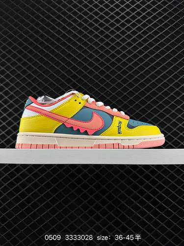 4 Nike Nike Dunk Low Retro Sneakers Retro Sneakers Come una classica scarpa da basket negli anni '80