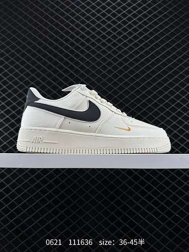 8 Rilascio ufficiale simultaneo di livello aziendale Nike Air Force 7 tessuto oro nero Air Force 1 s