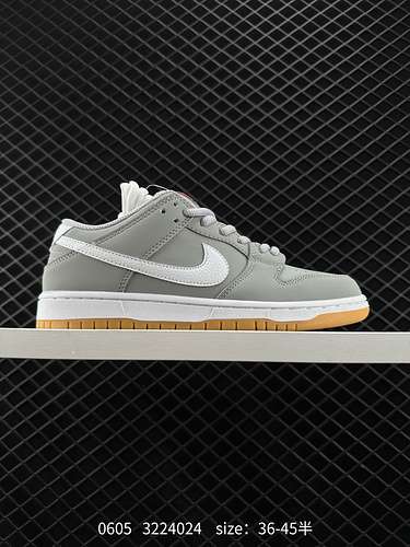 2 Le scarpe da skateboard sportive casual lowtop Nike SB Dunk Low serie sono realizzate in morbida p