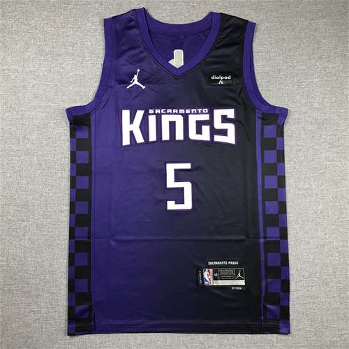 Edizione dell'annuncio della 24a stagione Kings No 5 DeAaron Fox nera