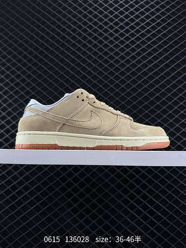 4 Le scarpe da skateboard sportive casual Nike SB Dunk Low serie lowtop sono realizzate in morbida p