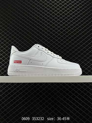 6 Nike Air Force Low Supreme cobranded Ultimo e cartone originale per creare una versione pura Air F