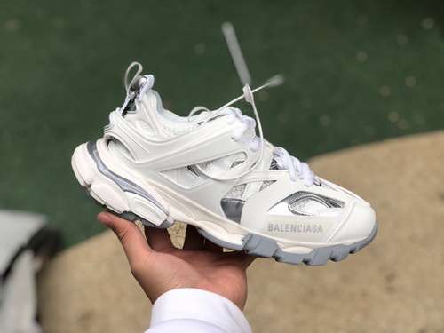 Balenciaga 30 bianco grigio argento Balenciaga Triple S scarpe da papà Balenciaga