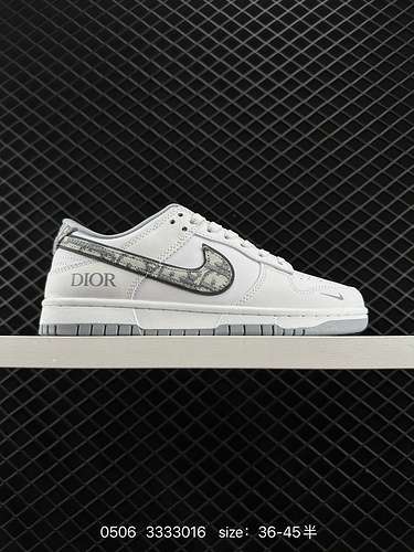 8 Prezzi speciali Nike Nike Dunk Low Retro Sneakers Retro Sneakers Come una classica scarpa da baske