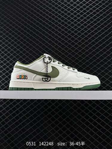 24 Livello aziendale NK Dunk Low Retro quotPersonalizzazione di fascia alta fai-da-tequot Scarpe spo