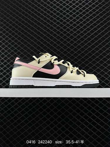 2 Companylevel laceup OffWhite personalizzazione stile decostruito Nike SB Dunk Low quotMilk WhitePi