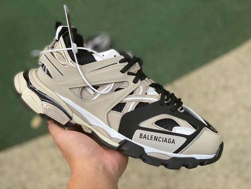 Balenciaga 3.0 caqui Balenciaga Triple S zapatos papá Balenciaga