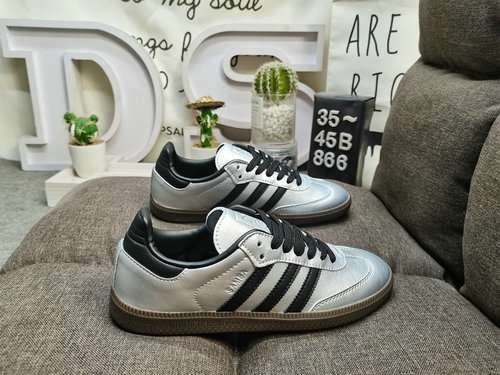 866DAdidas originali Busenitz Vulc adidas Quasi 70 anni di classici originali realizzati in pelle sc