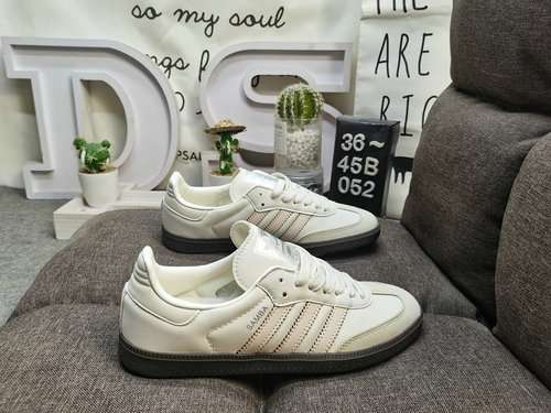 052DAdidas originali Busenitz Vulc adidas Quasi 70 anni di classici originali realizzati in pelle sc