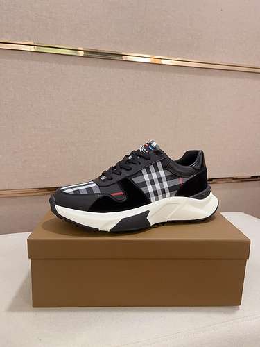 Scarpe uomo Burberry Codice 0719B60 Taglia dalla 38 alla 44