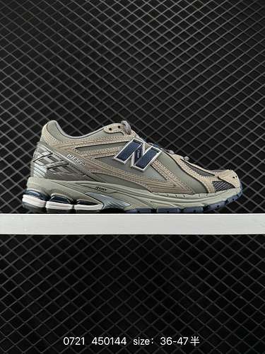 22 New Balance serie M96 Articoli retrò preziose scarpe da papà con elementi retrò sovrapposti La tr