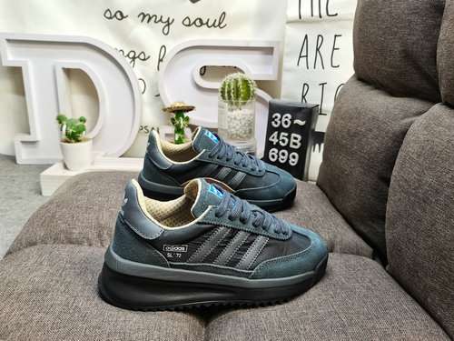 699DLa serie di sneaker retrò di Adidas è popolare in tutto il mondo Cavalcando quest'onda, il march